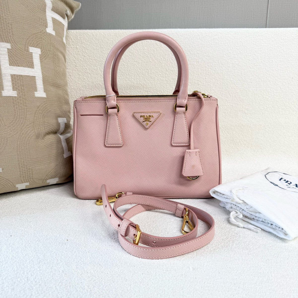 Prada - Galleria - Leather - Pink - (medium)