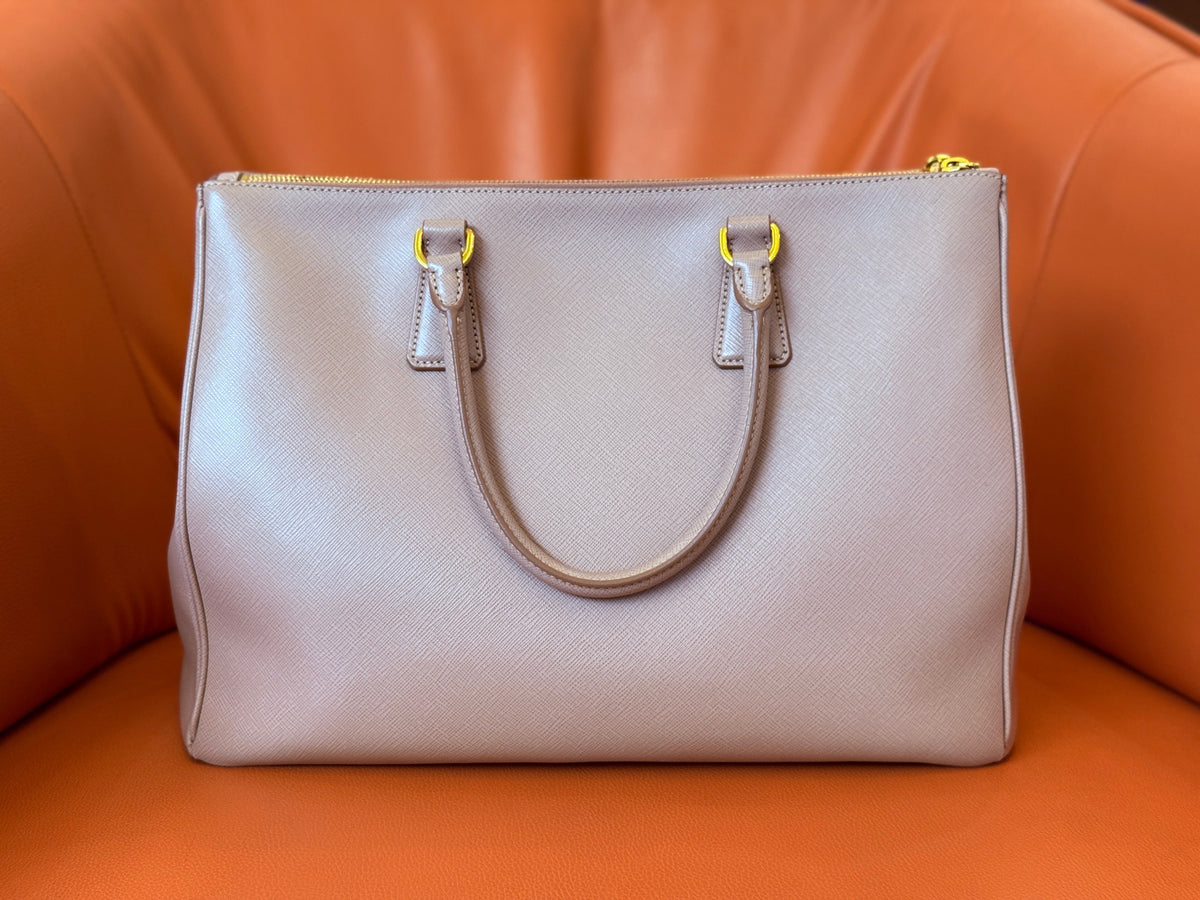 Prada - Galleria - Leather - Pink - (Medium)