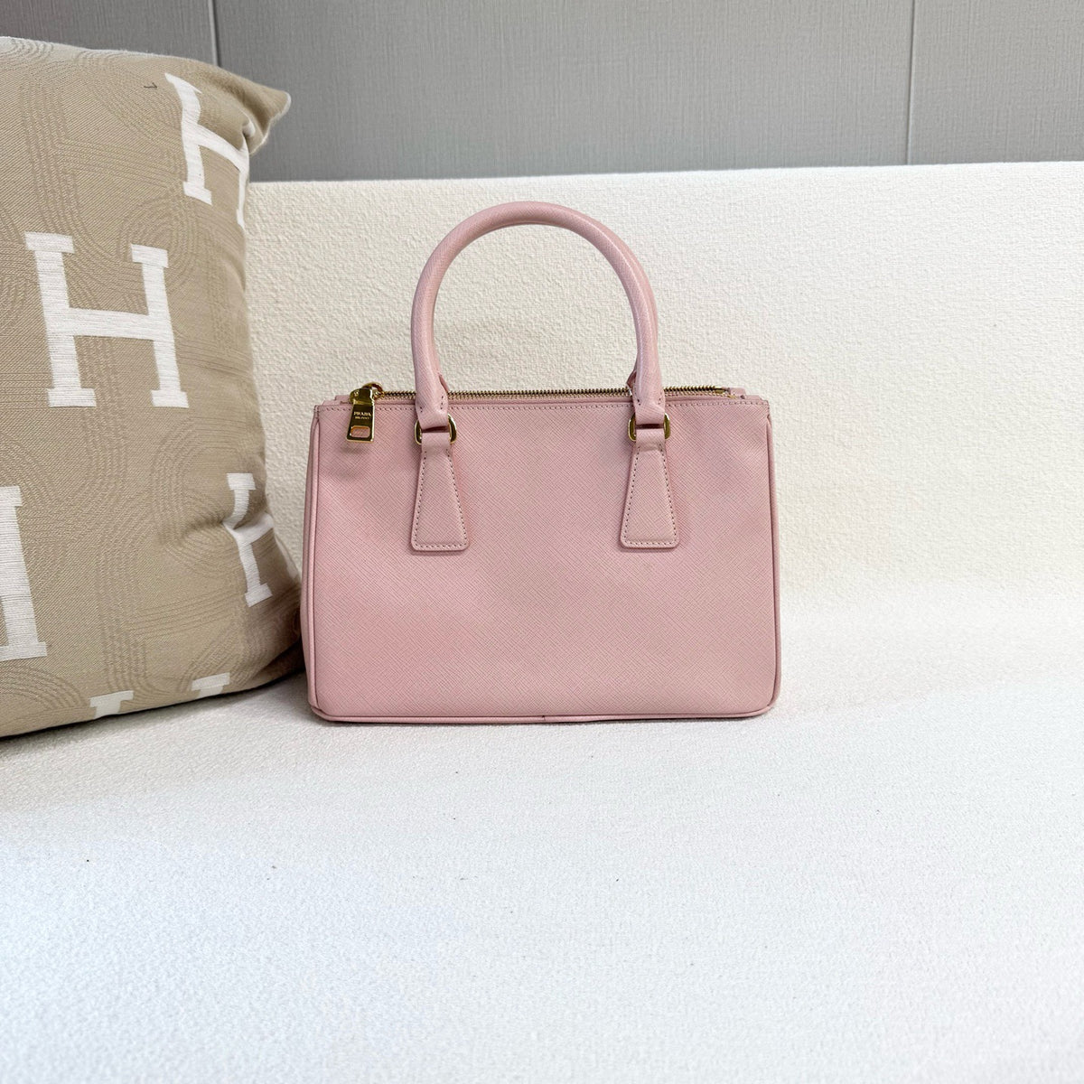 Prada - Galleria - Leather - Pink - (medium)