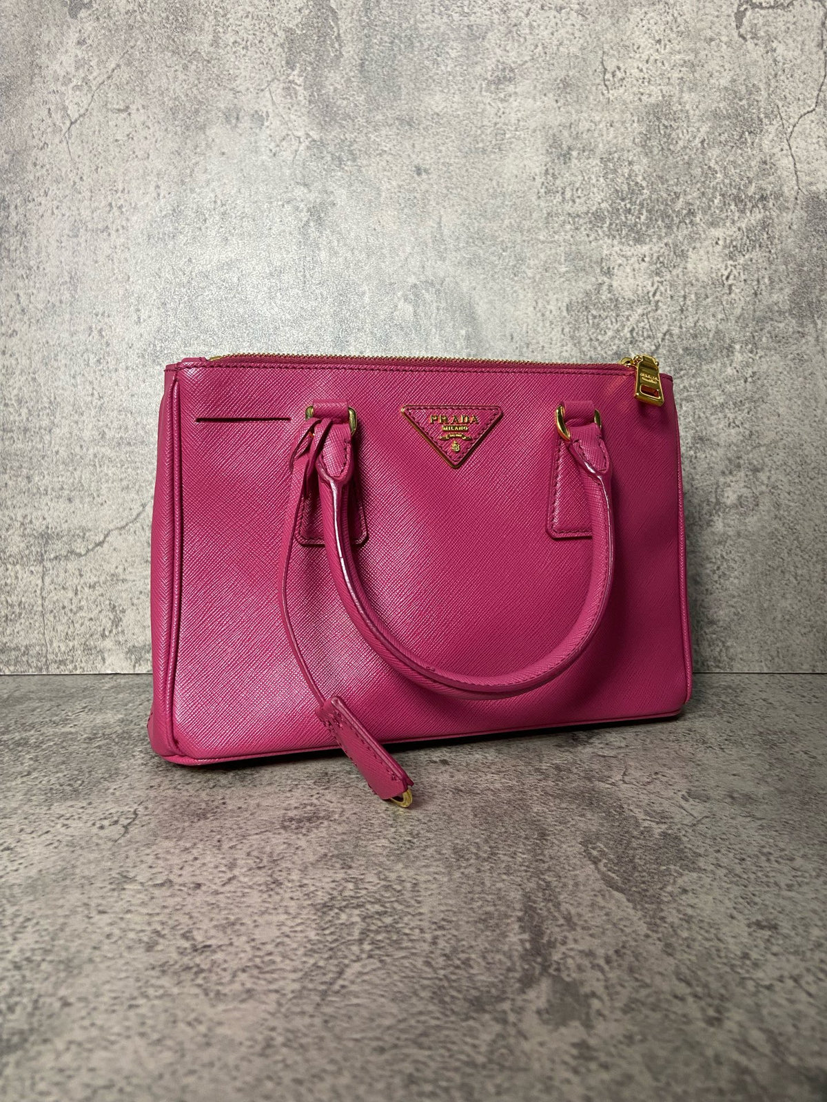 Prada - Galleria - Leather - Pink - (medium)