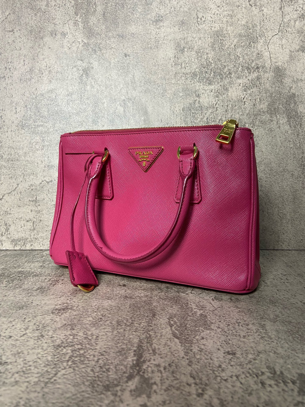 Prada - Galleria - Leather - Pink - (medium)