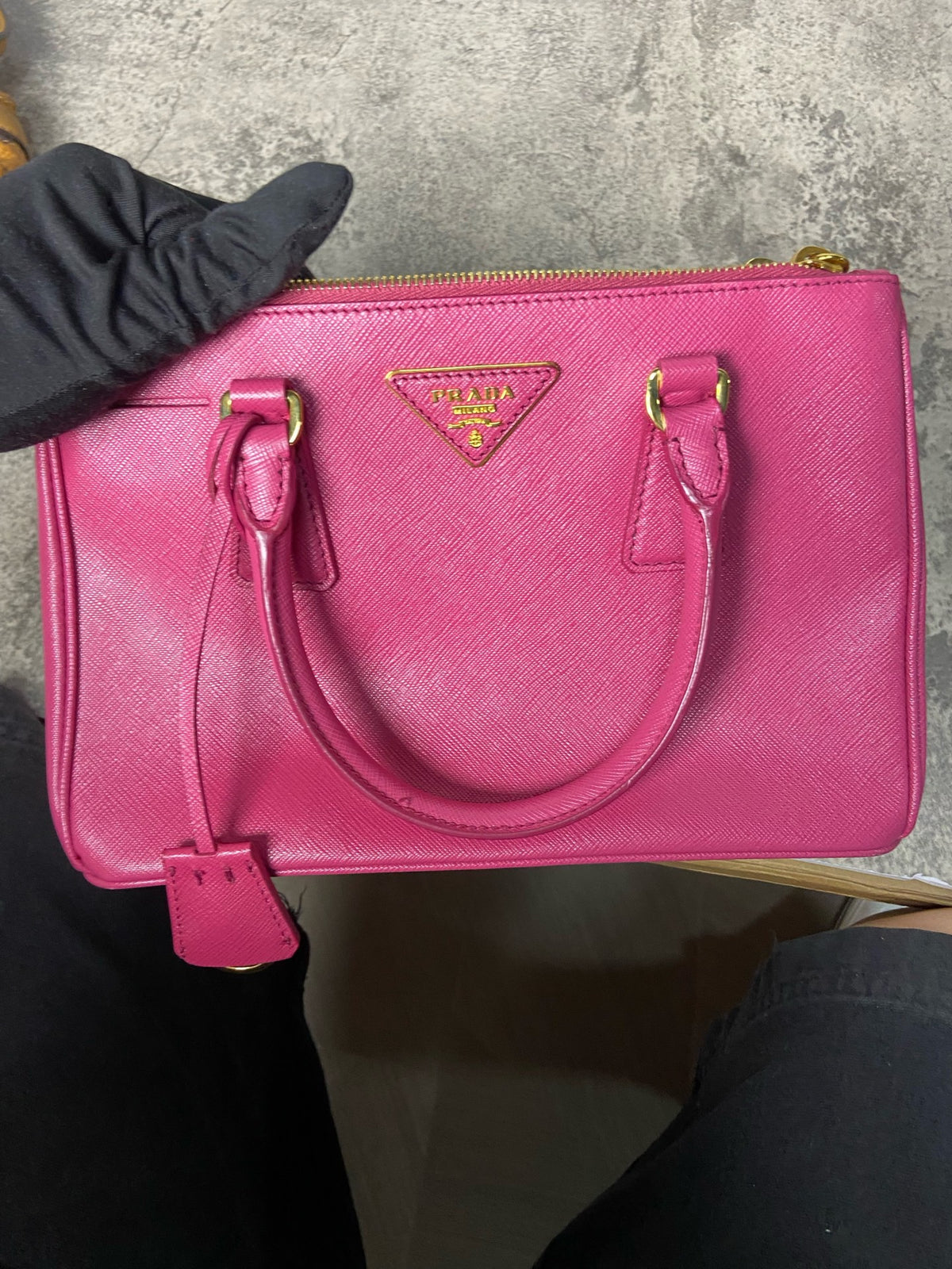 Prada - Galleria - Leather - Pink - (medium)