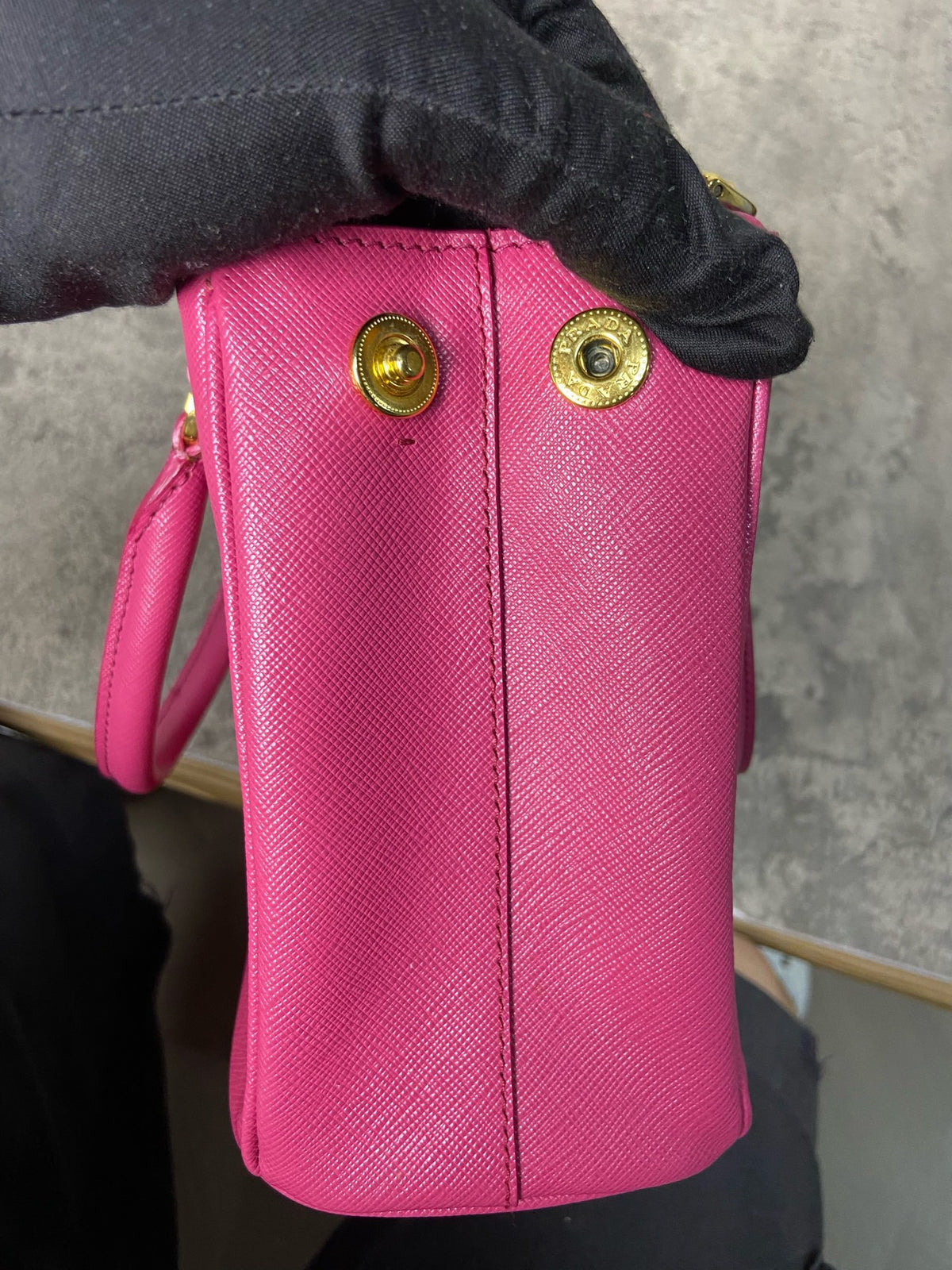 Prada - Galleria - Leather - Pink - (medium)