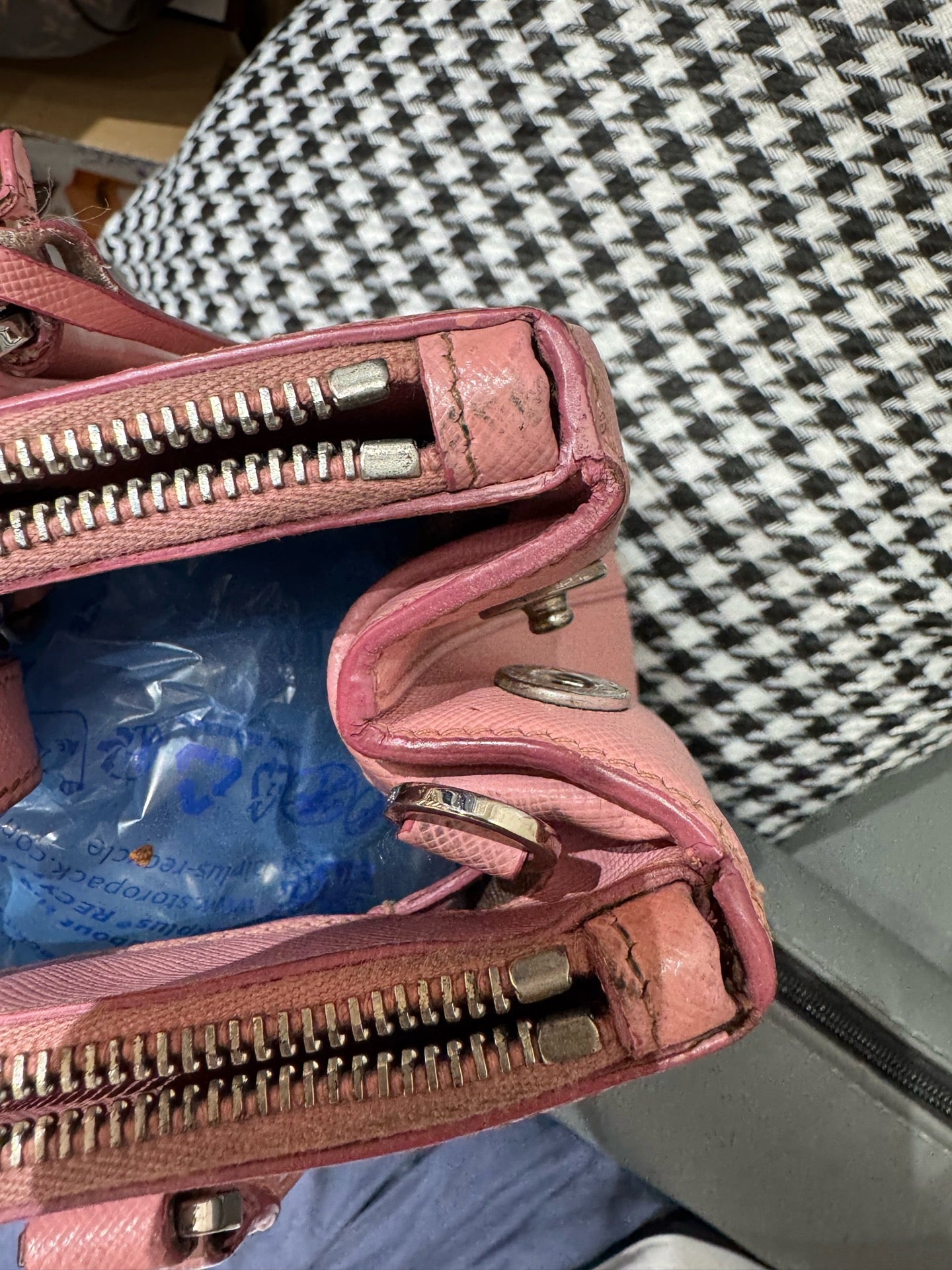 Prada - Galleria - Leather - Pink - (medium)