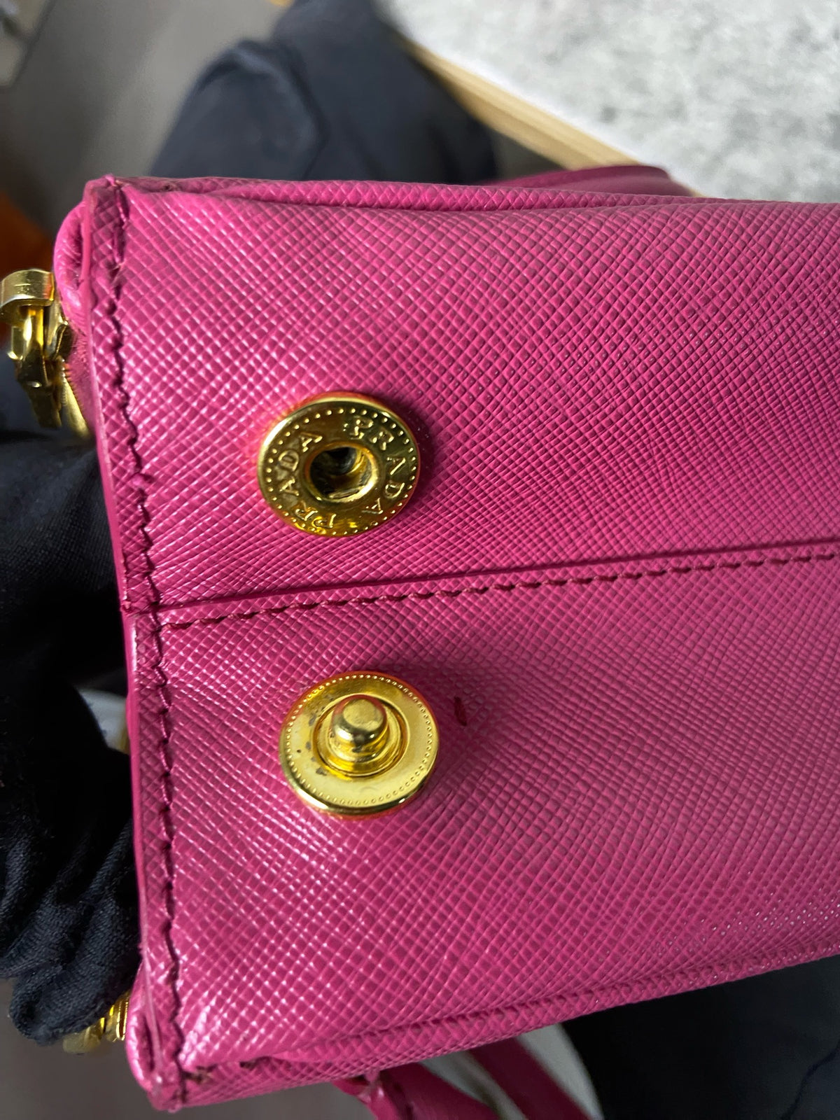 Prada - Galleria - Leather - Pink - (medium)