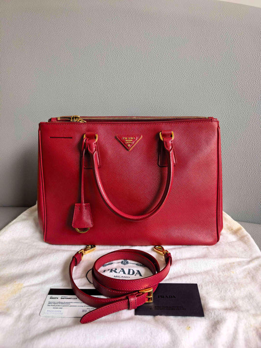 Prada - Galleria - Leather - Red - (medium)