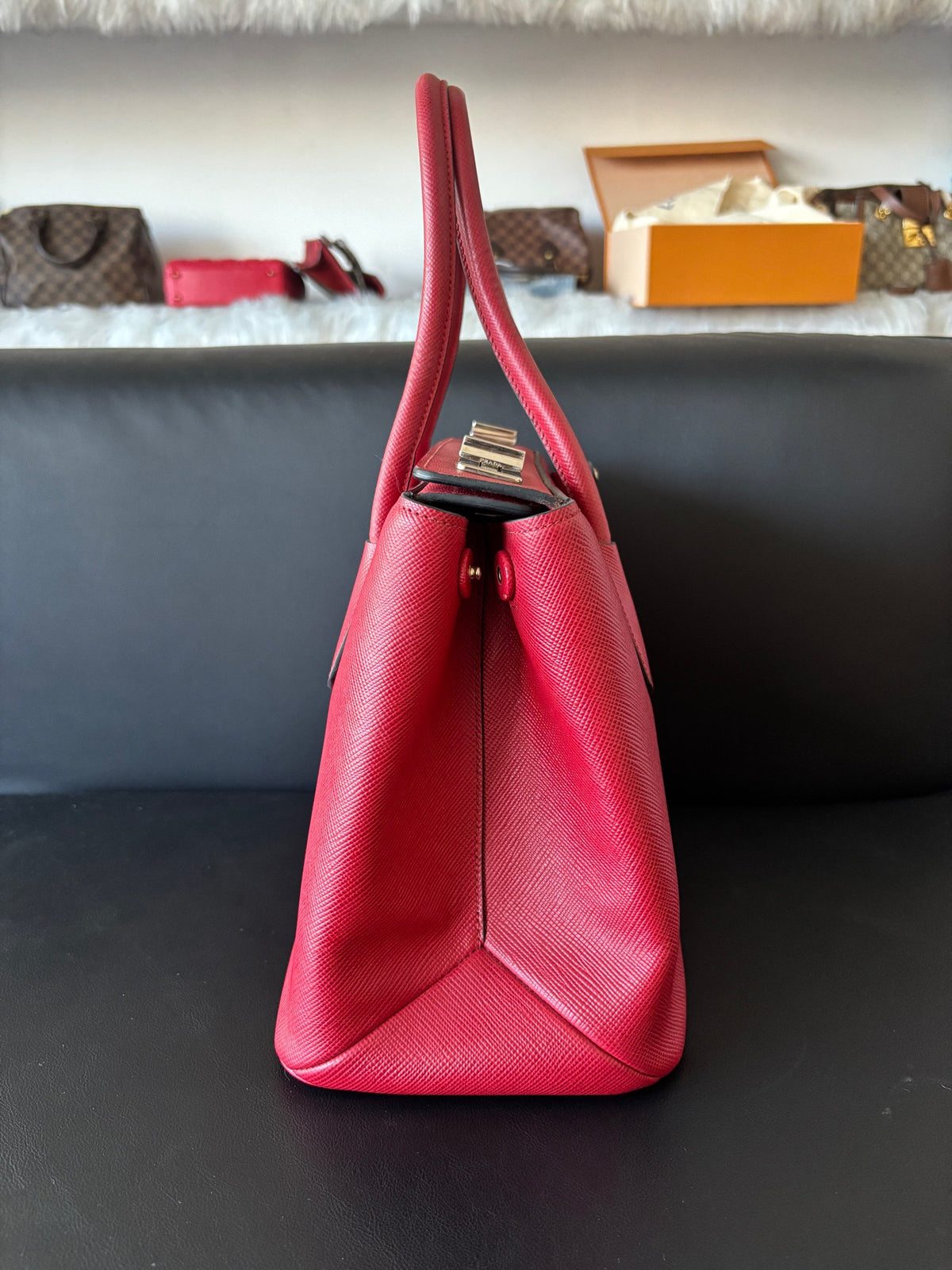 Prada - Galleria - Leather - Red - (Medium)
