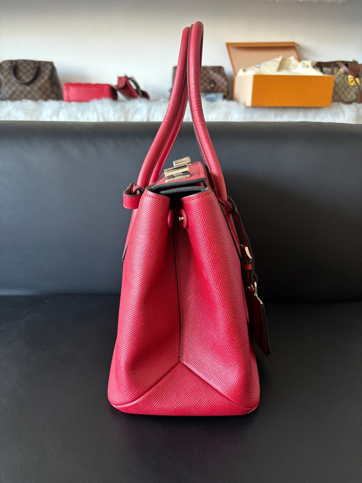 Prada - Galleria - Leather - Red - (Medium)