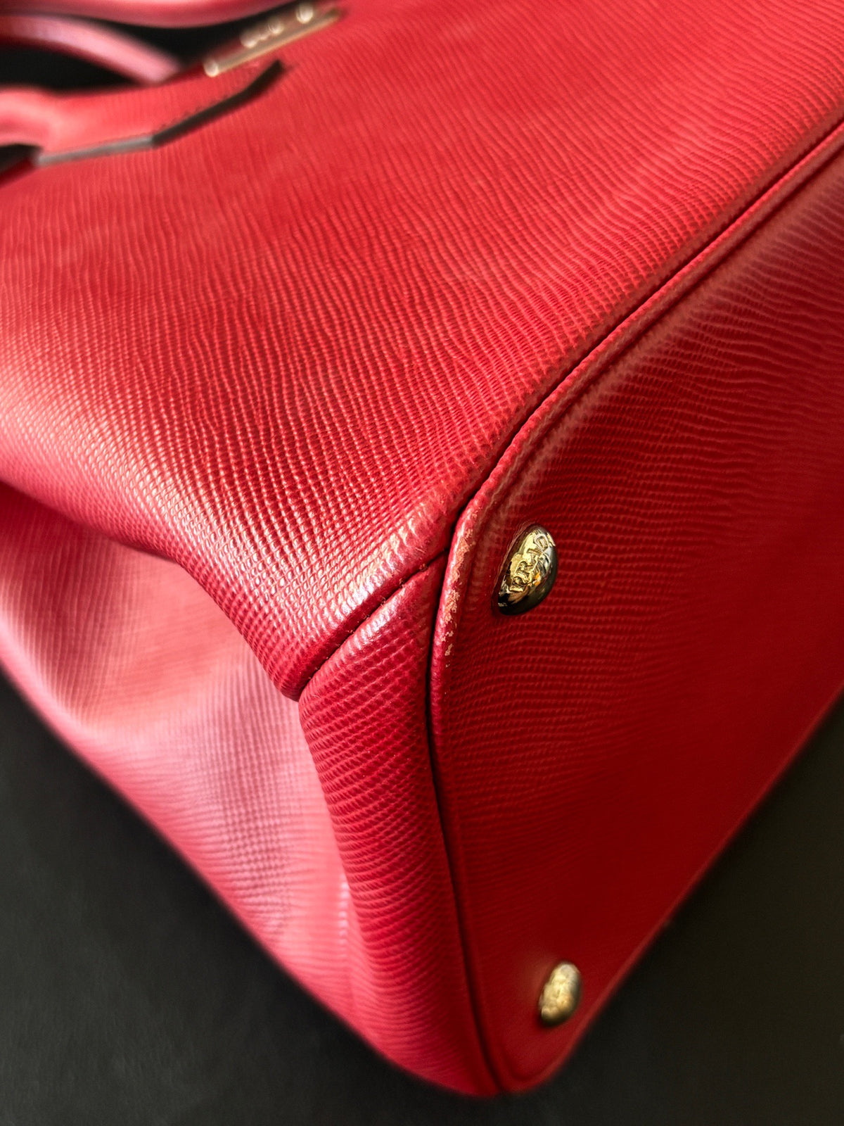 Prada - Galleria - Leather - Red - (Medium)