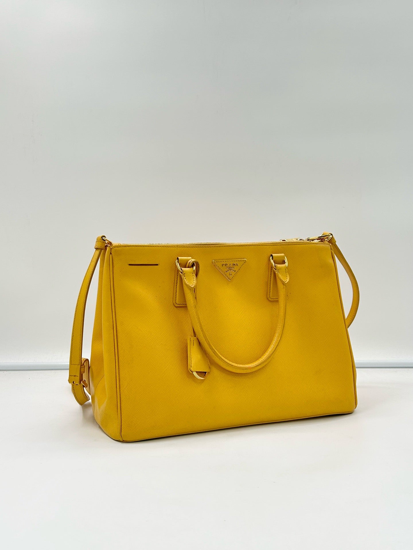 Prada - Galleria - Leather - Yellow - (Medium)