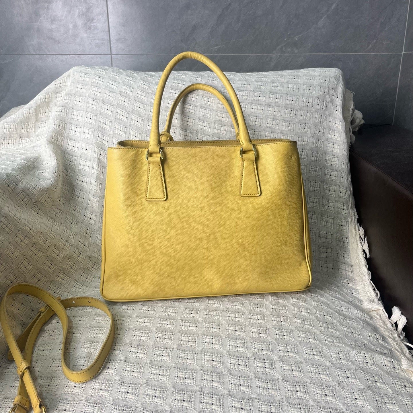 Prada - Galleria - Leather - Yellow - (medium)