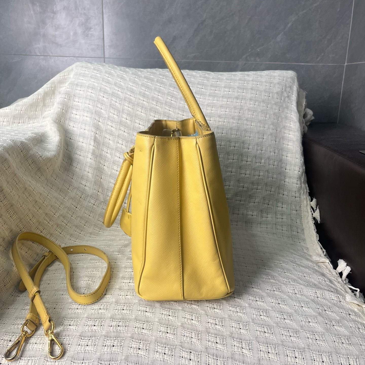 Prada - Galleria - Leather - Yellow - (medium)