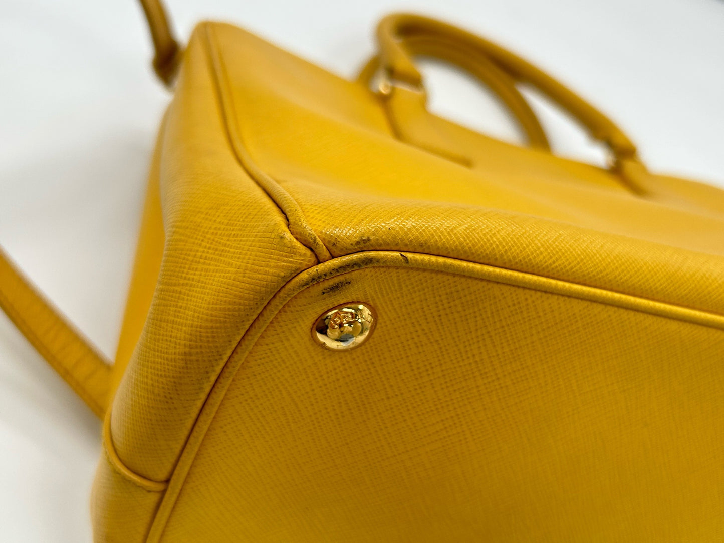 Prada - Galleria - Leather - Yellow - (Medium)