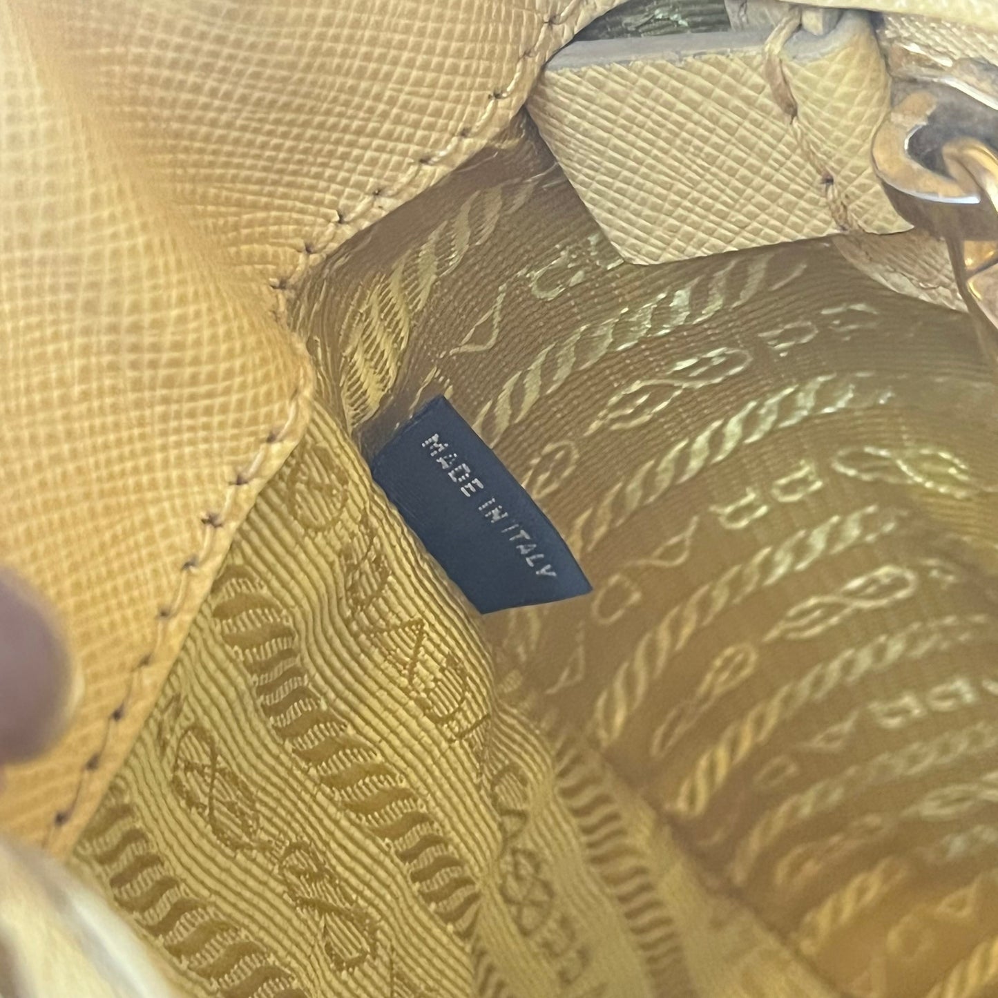 Prada - Galleria - Leather - Yellow - (medium)