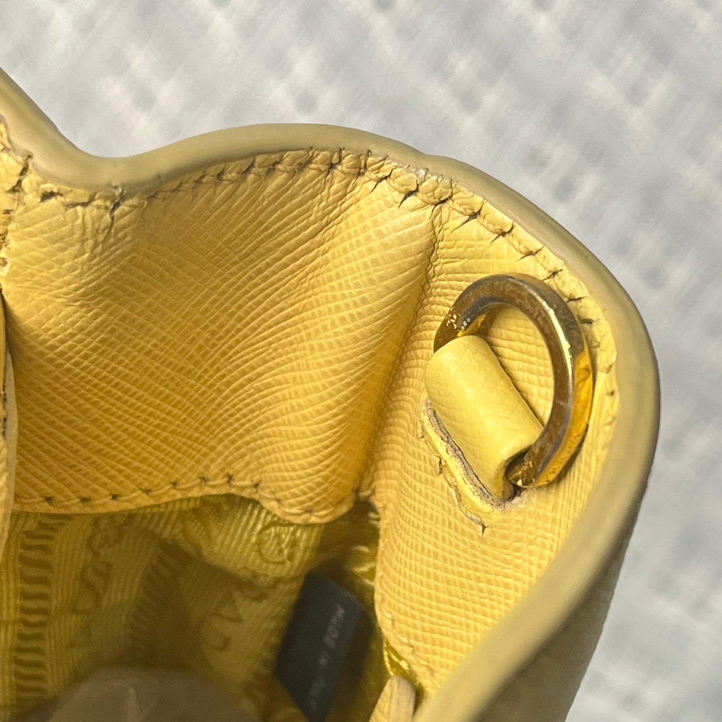 Prada - Galleria - Leather - Yellow - (medium)