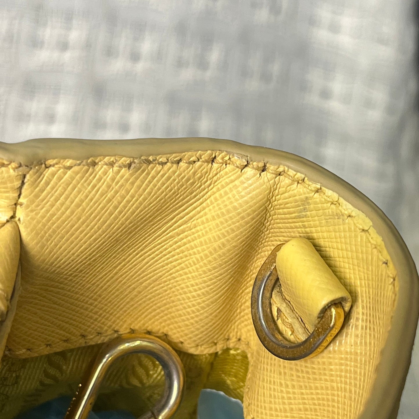 Prada - Galleria - Leather - Yellow - (medium)