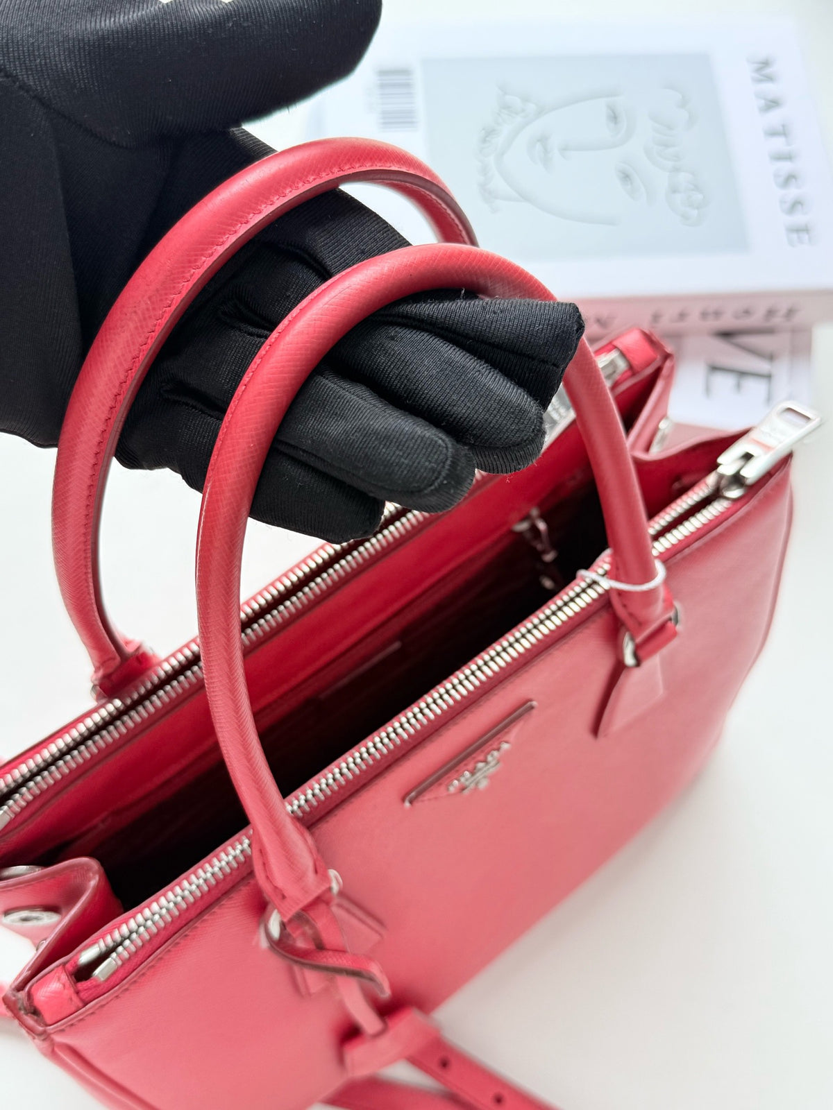 Prada - Galleria Medium - Leather - Red - (Medium)