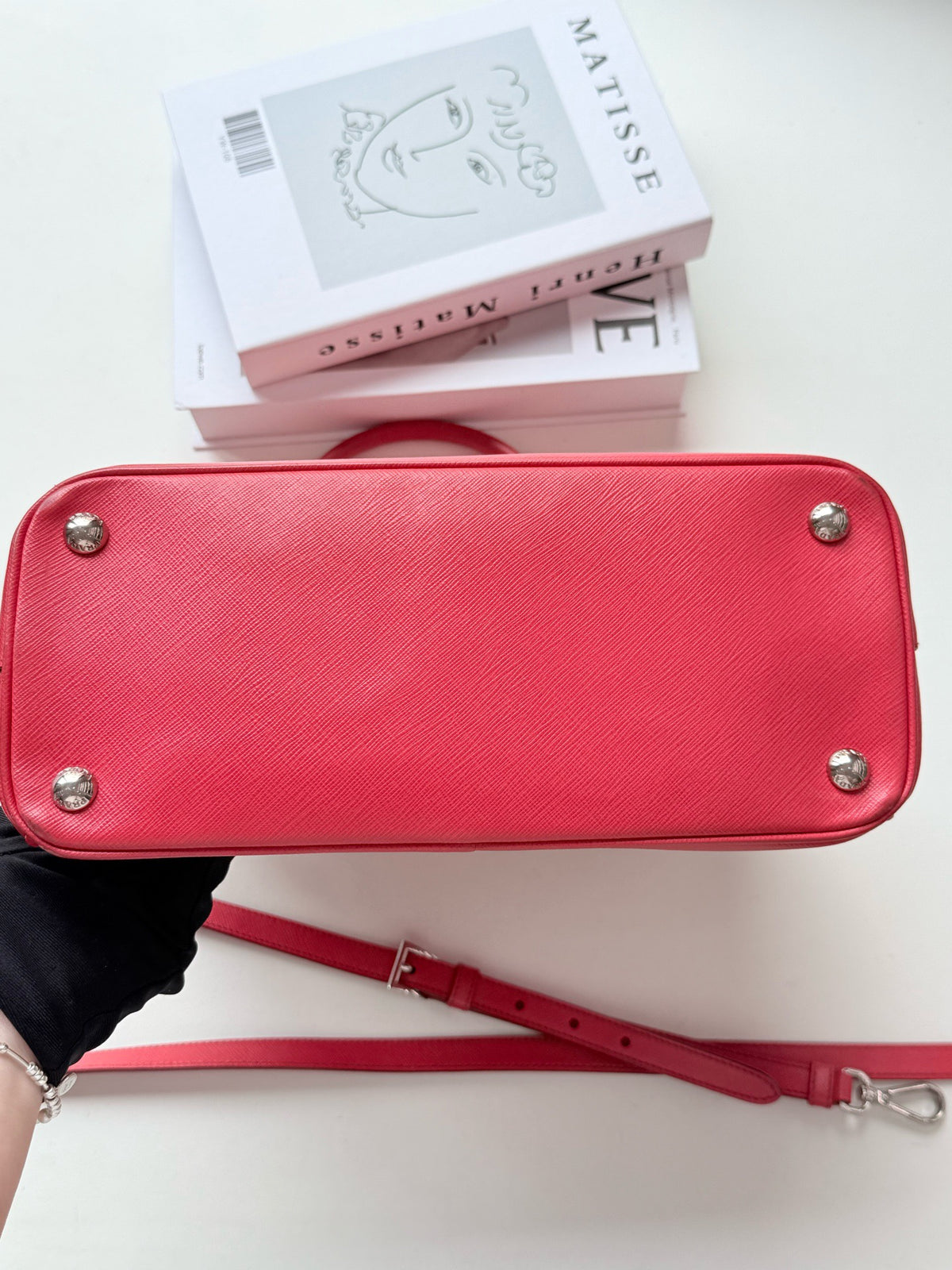 Prada - Galleria Medium - Leather - Red - (Medium)