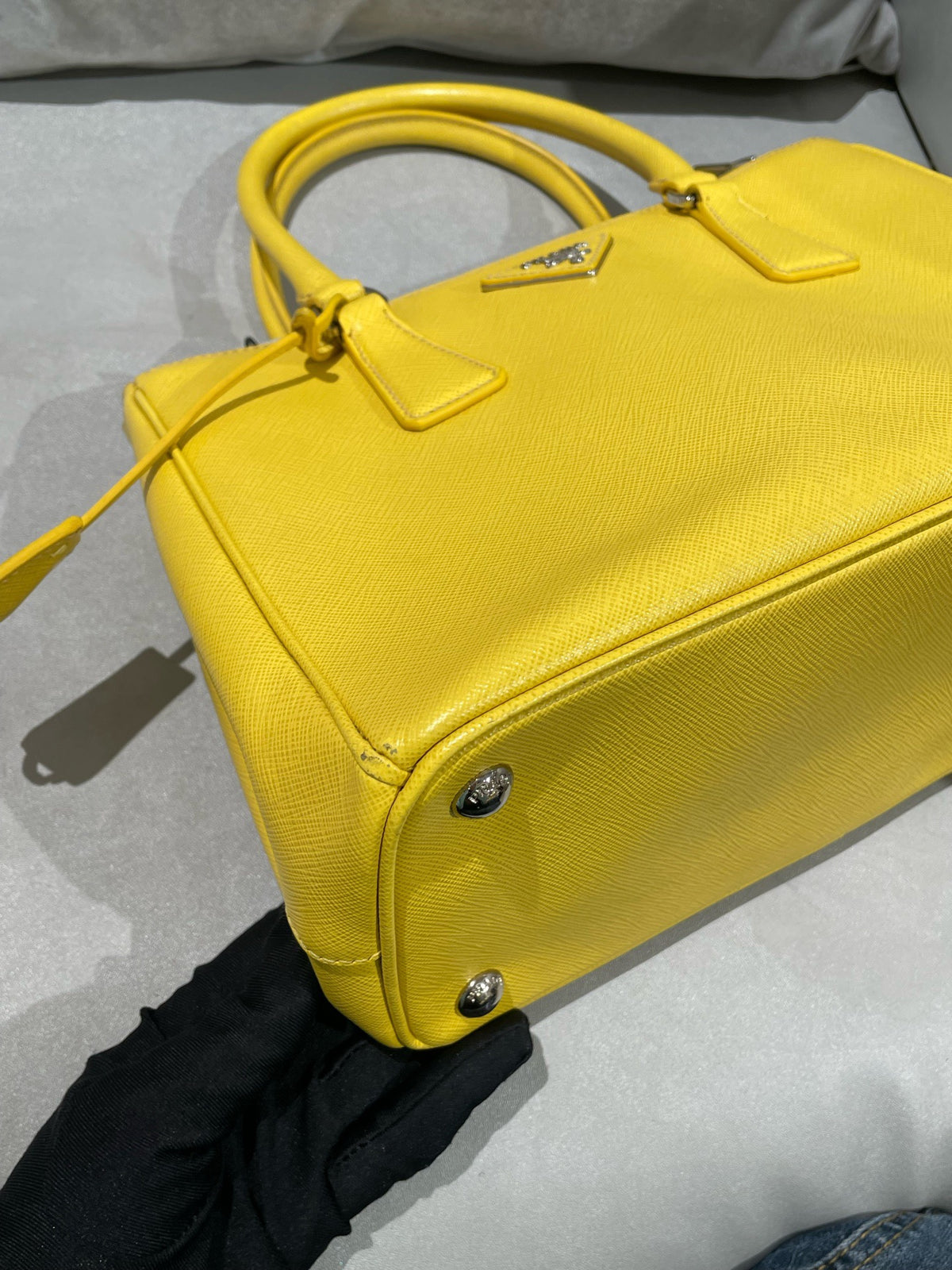 Prada - Galleria Medium - Leather - Yellow - (medium)