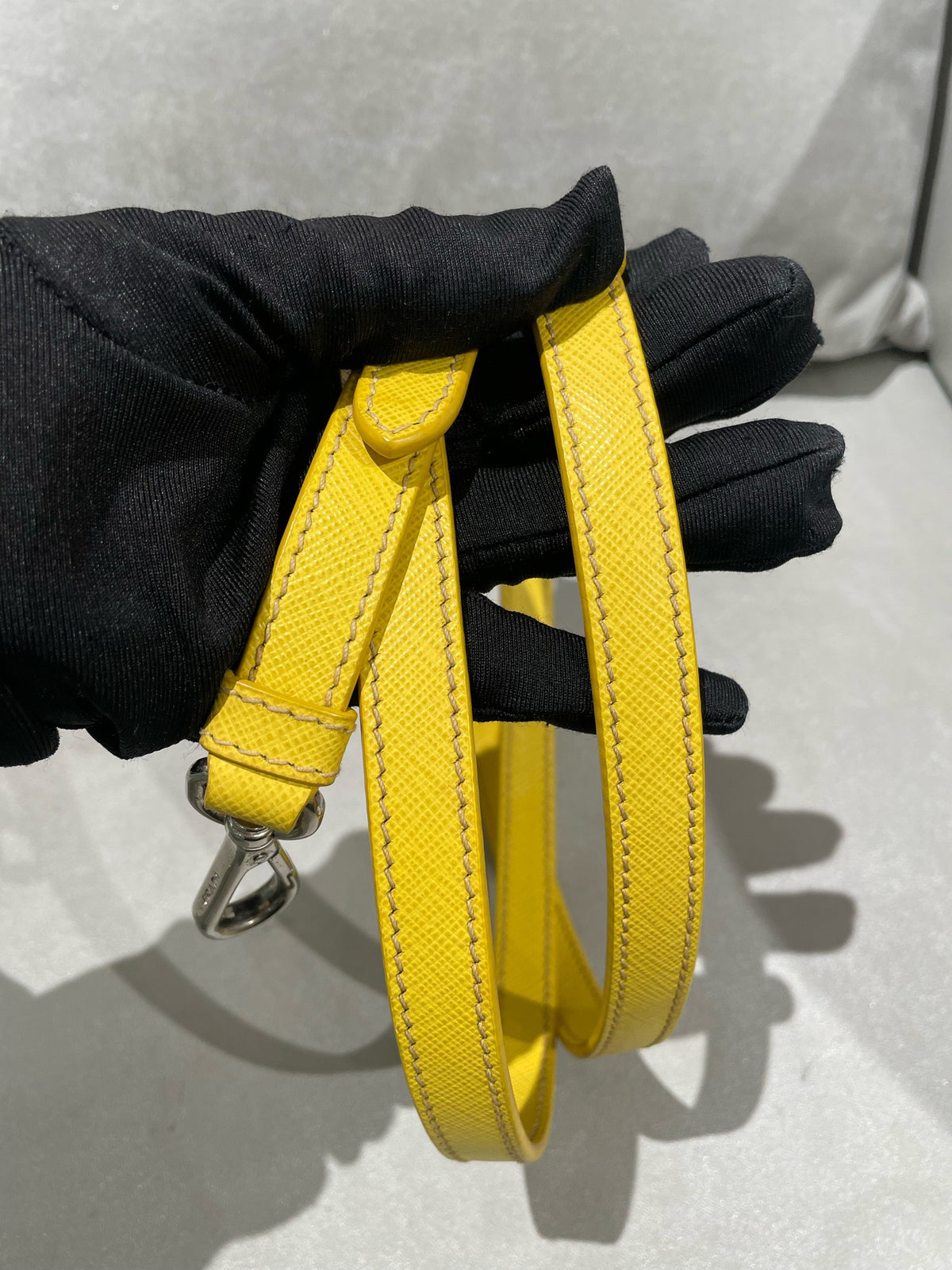 Prada - Galleria Medium - Leather - Yellow - (medium)