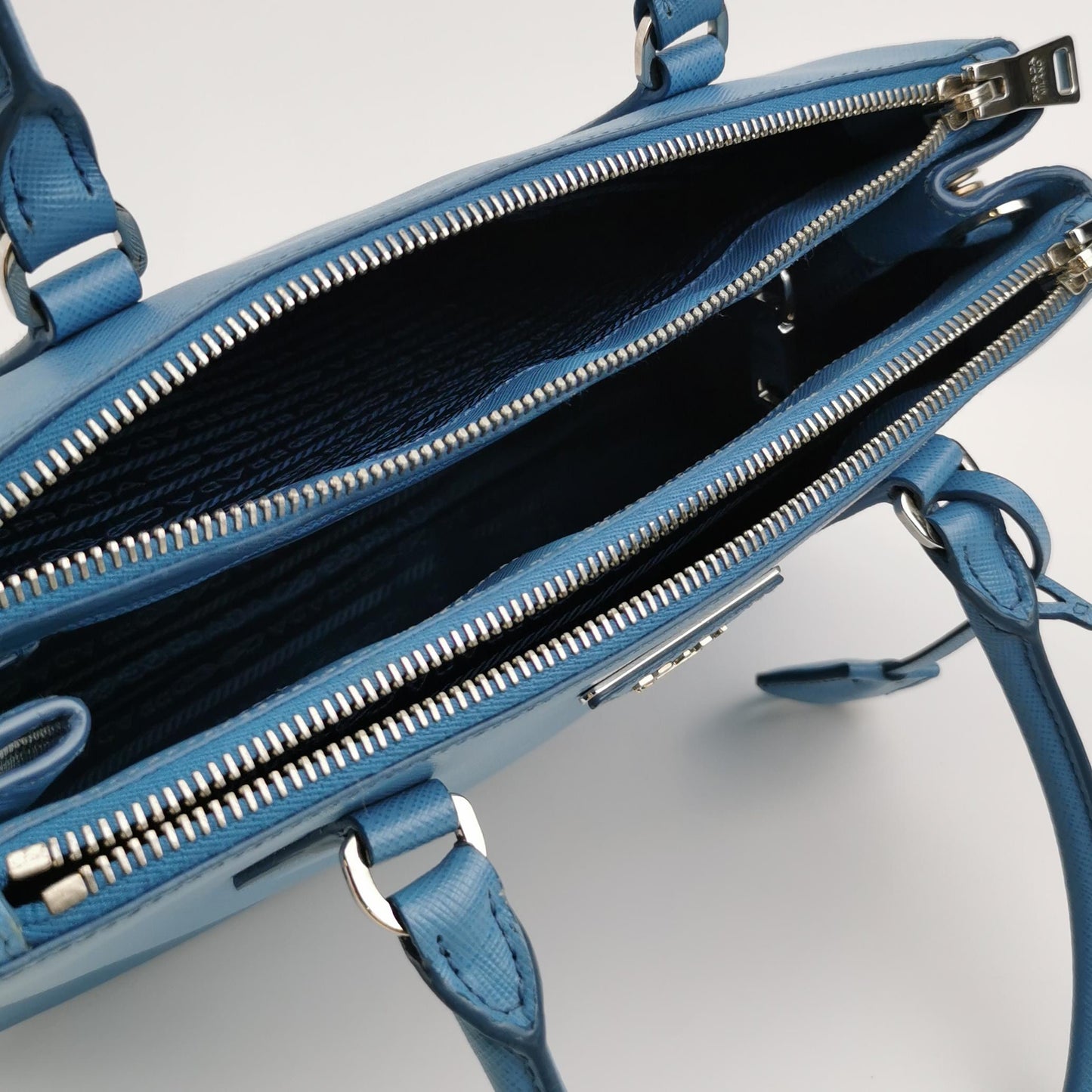 Prada - Galleria Saffiano Bag - Saffiano leather - Blue - (Small)