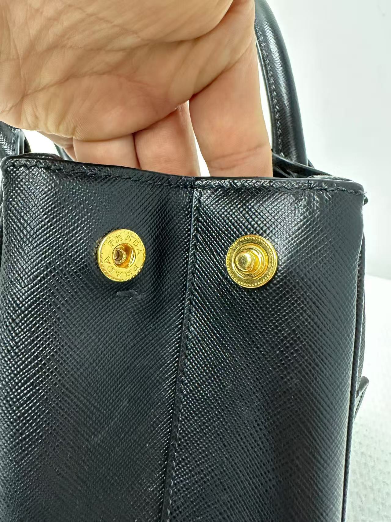 Prada - Galleria - Saffiano leather - Black - (small)