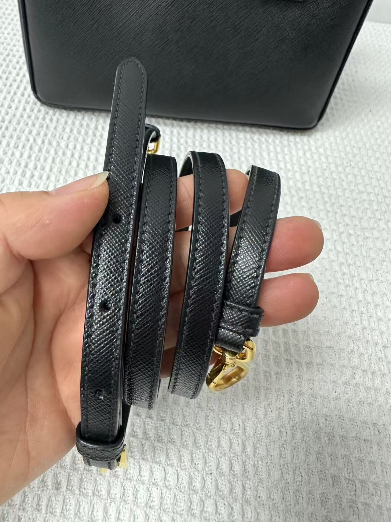 Prada - Galleria - Saffiano leather - Black - (small)