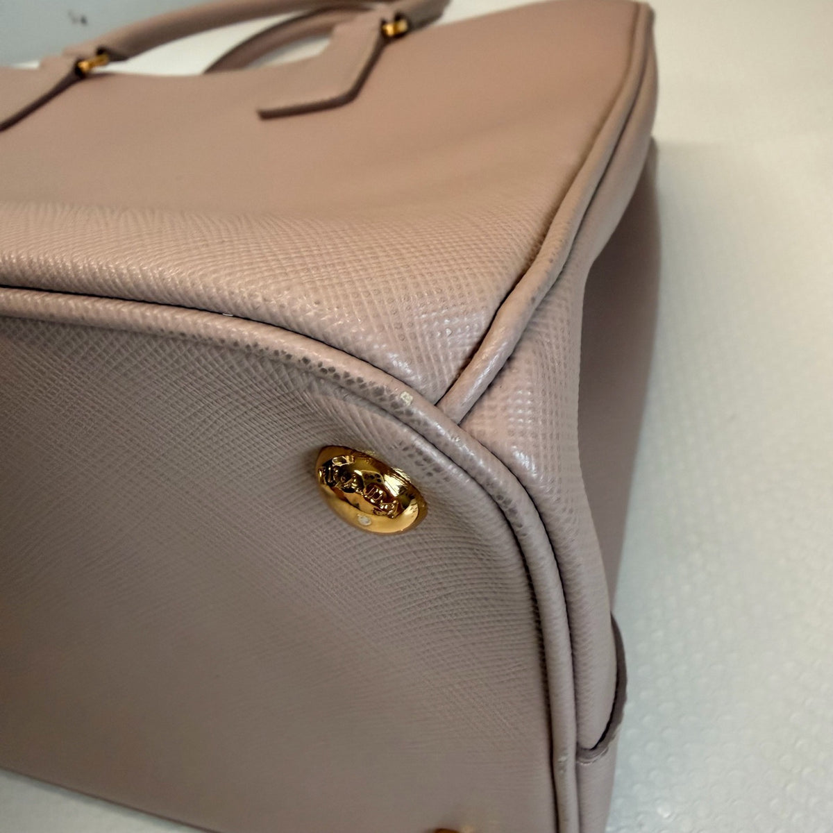 Prada - Galleria Saffiano Lux Tote - Leather - Pink - (large)