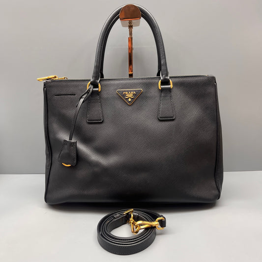 Prada - Galleria Saffiano Lux Tote - Saffiano leather - Black - (medium)