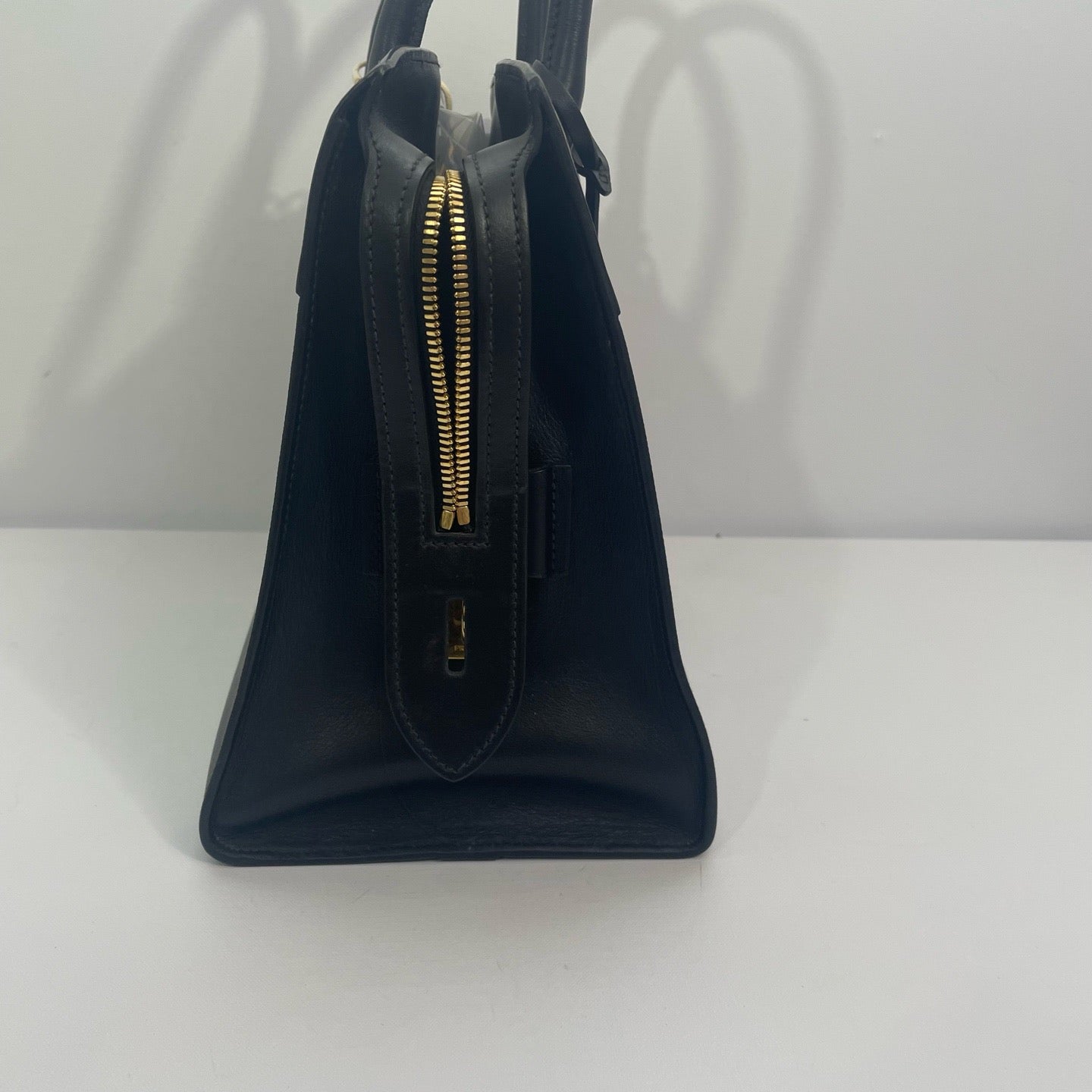 Prada - Galleria (Saffiano Lux Tote) - Saffiano leather - Black with Gold-Tone Hardware - (medium)