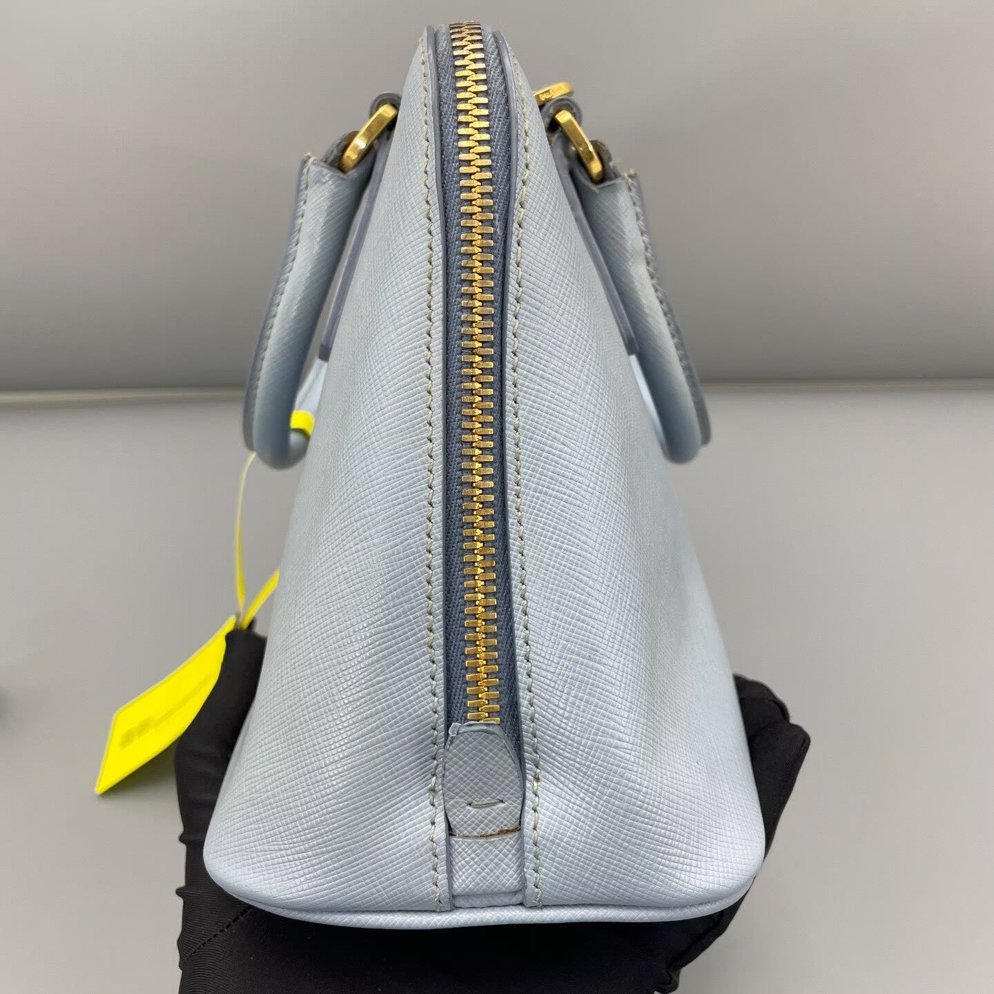 Prada - Galleria Saffiano Lux Tote - Saffiano leather - Haze Blue with Gold-Tone Hardware - (Small)