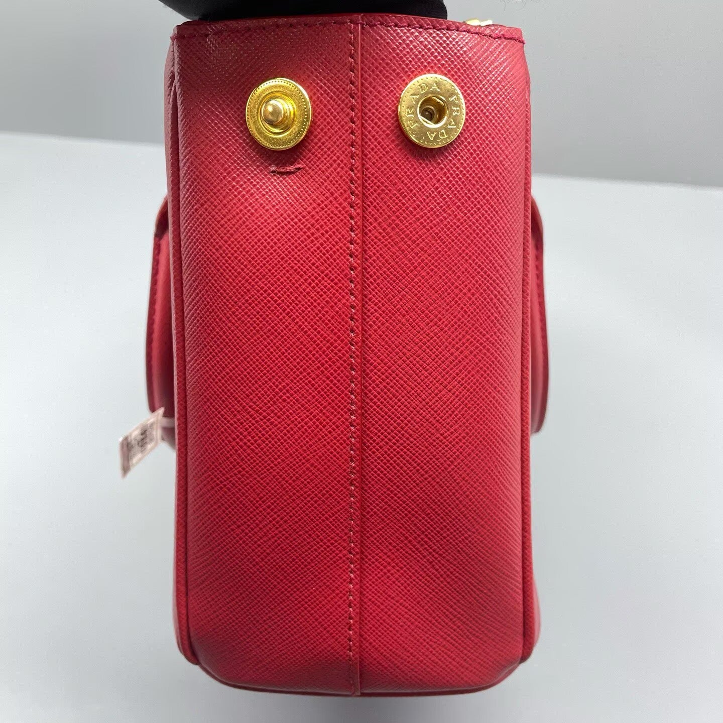 Prada - Galleria Saffiano Lux Tote - Saffiano leather - Red with Gold-Tone Hardware - (small)