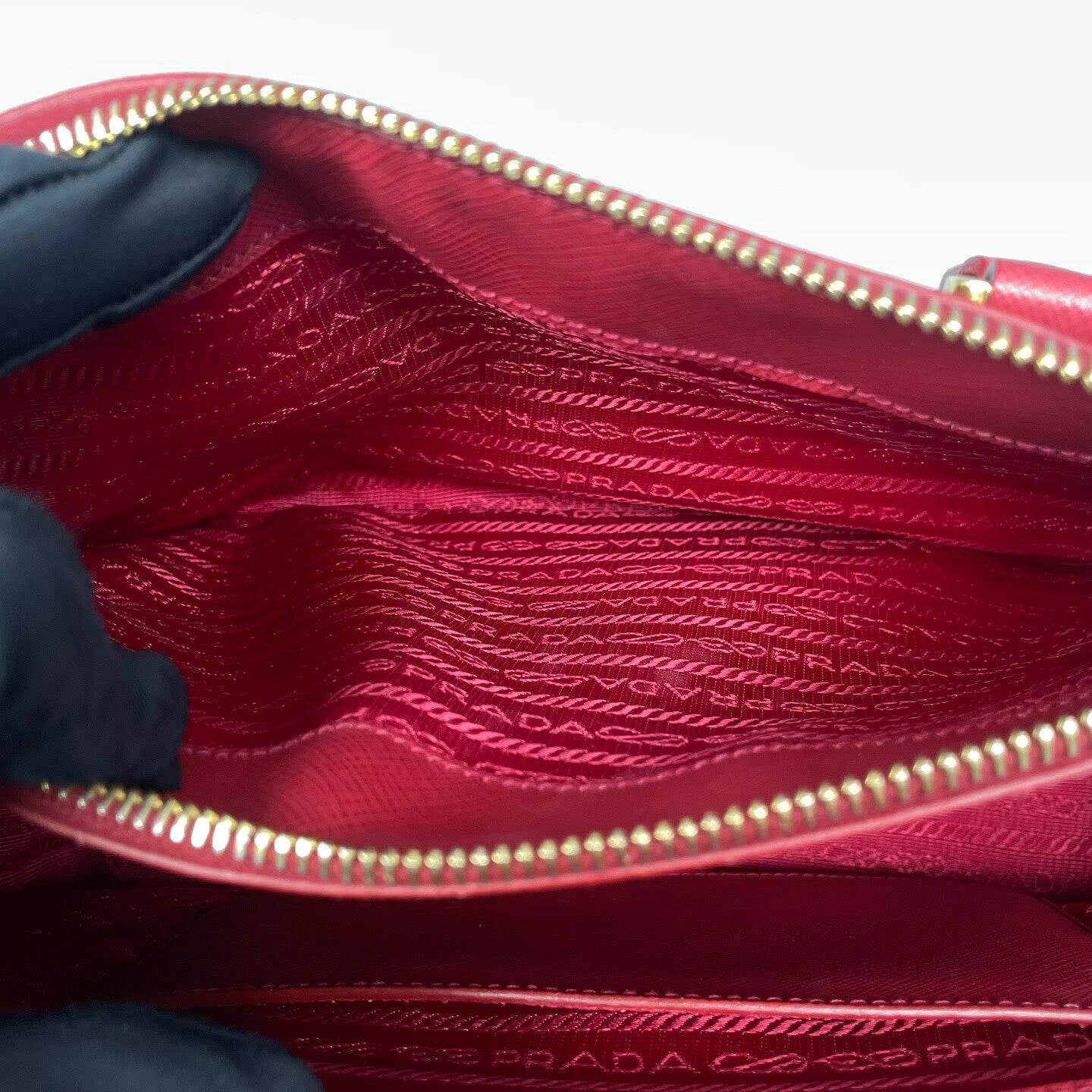 Prada - Galleria Saffiano Lux Tote - Saffiano leather - Red with Gold-Tone Hardware - (small)