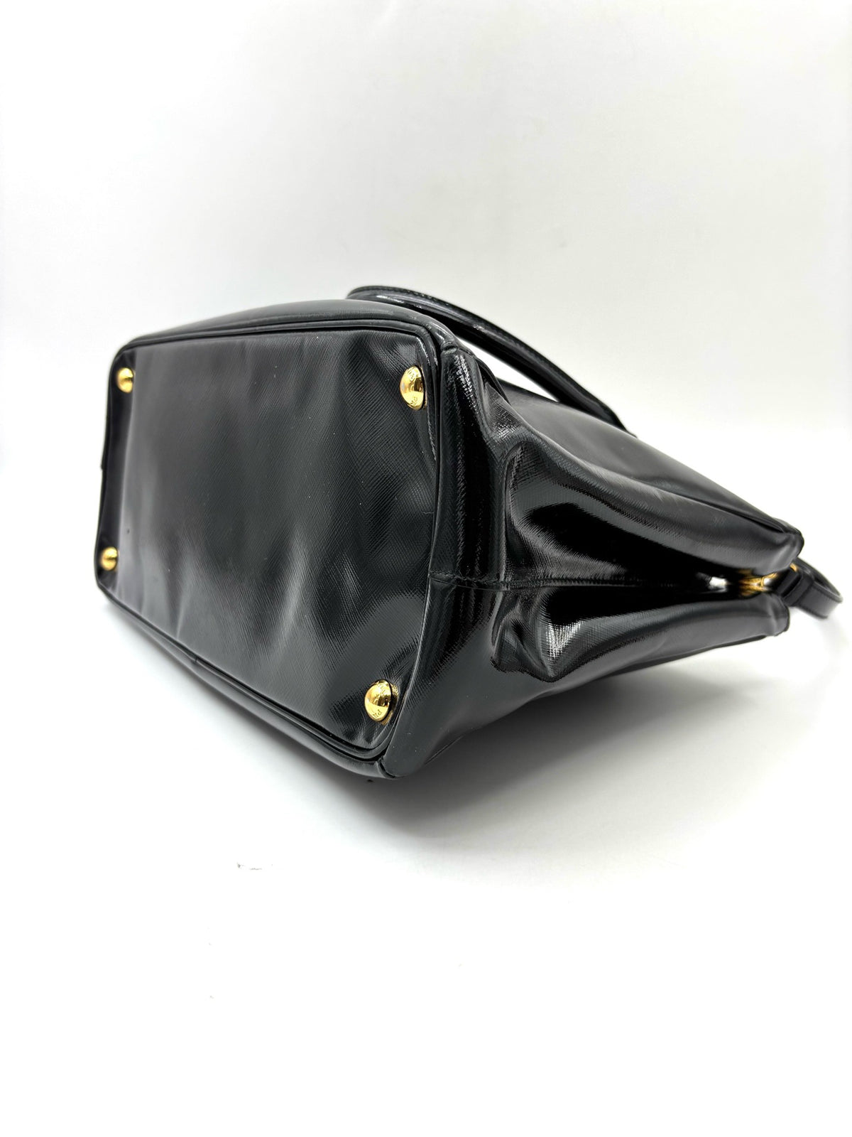 Prada - Galleria Saffiano - Patent leather - Black