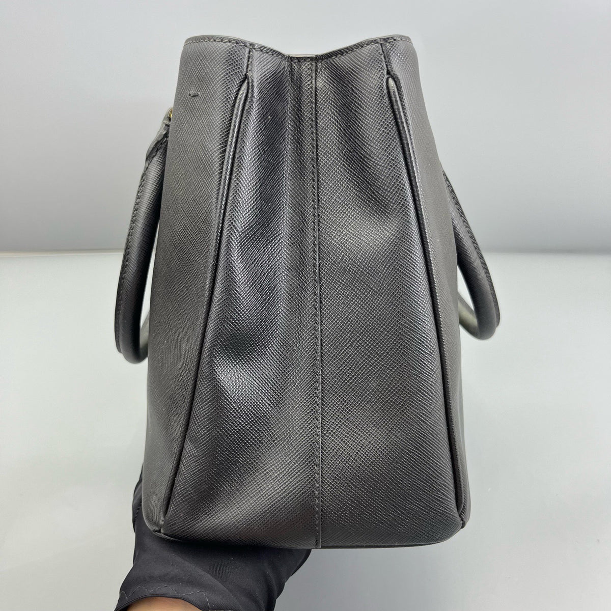 Prada - Galleria Tote - Leather - Black - (medium)