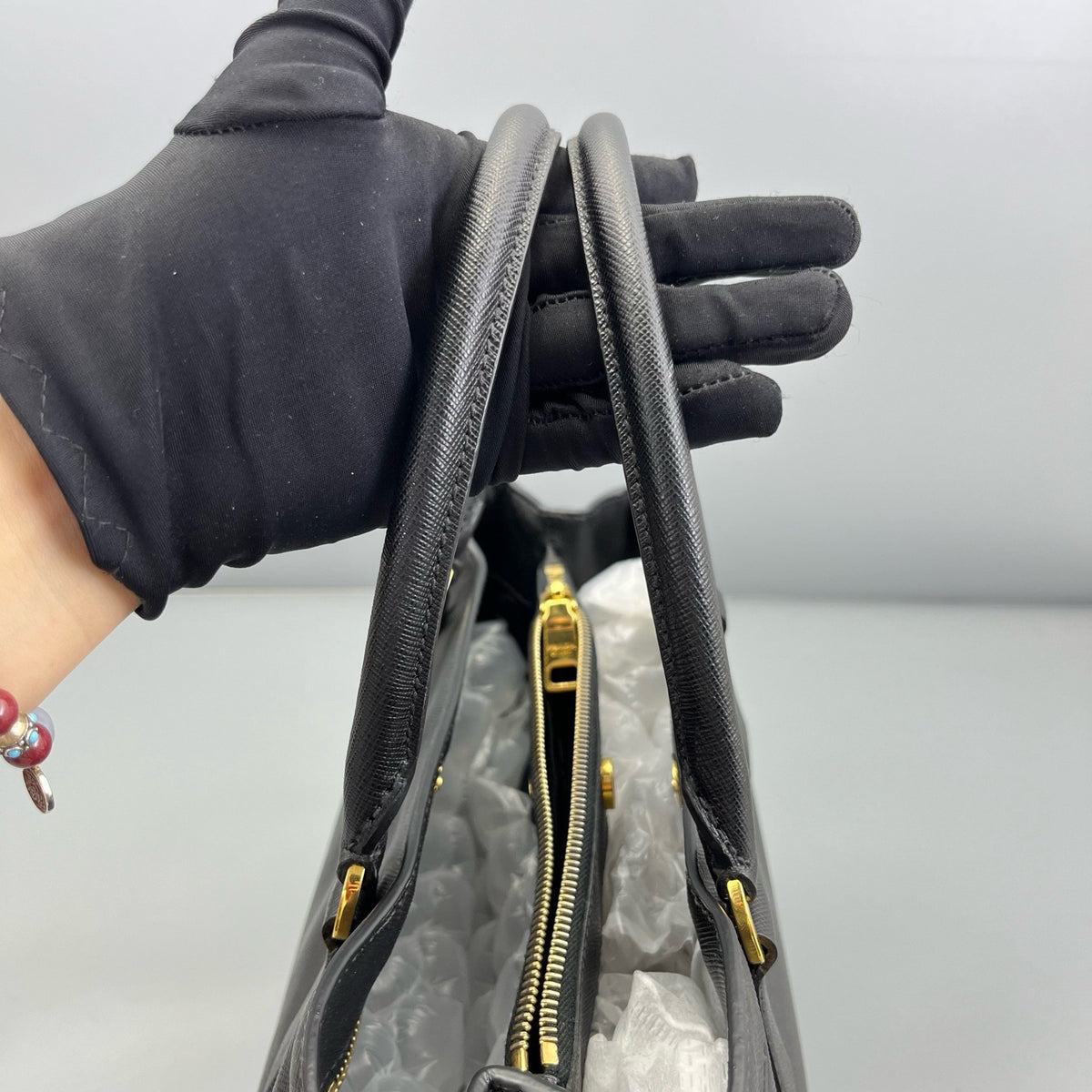 Prada - Galleria Tote - Leather - Black - (medium)