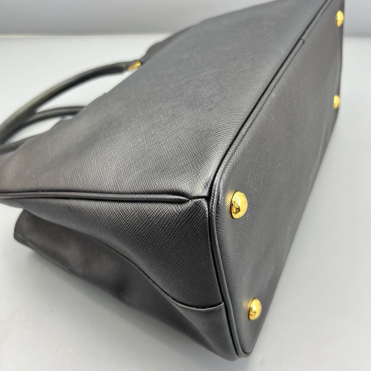 Prada - Galleria Tote - Leather - Black - (medium)