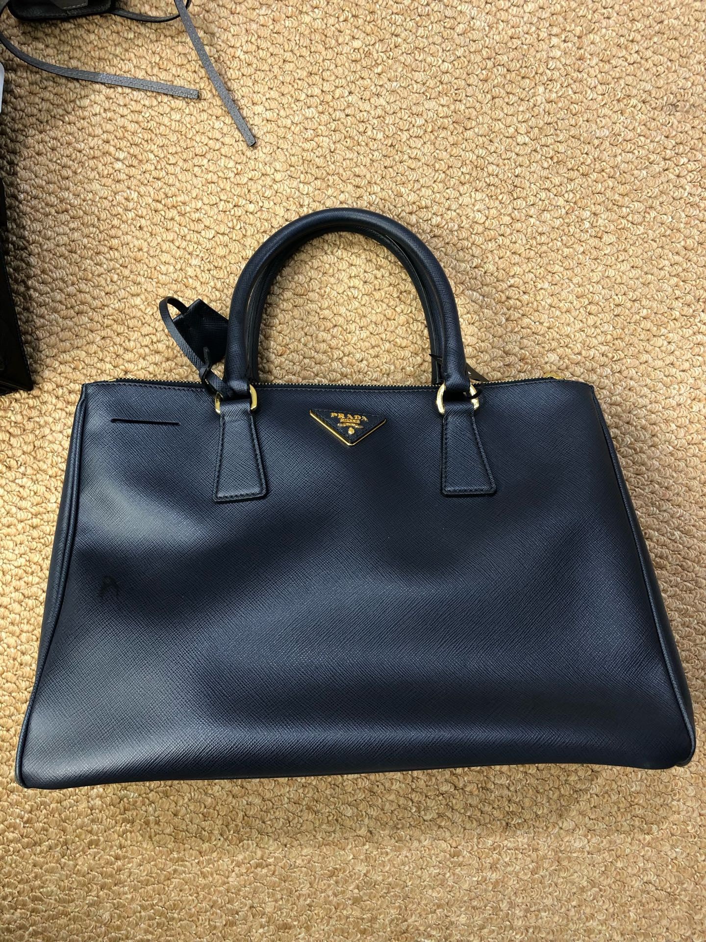 Prada - Gallerria - Leather - Blue - (medium)