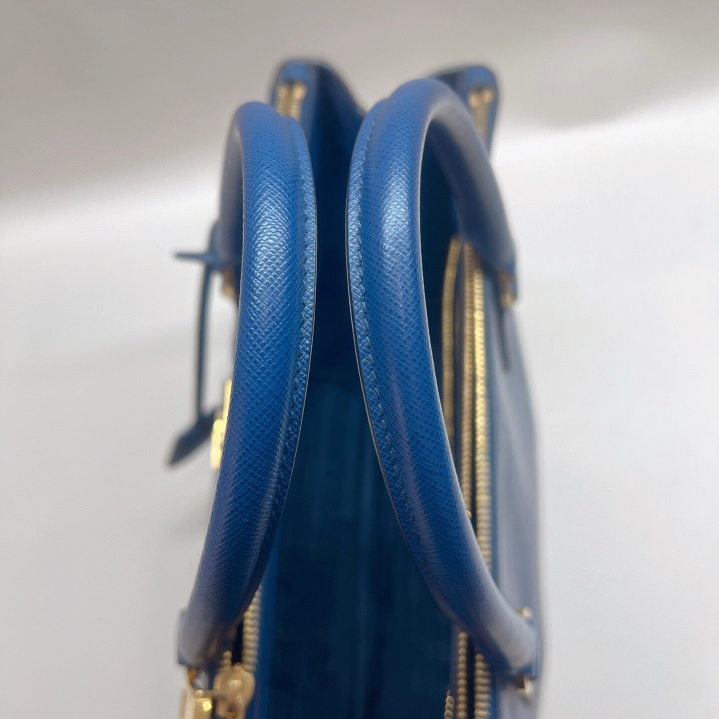Prada - Galles - Leather - Blue - (medium)