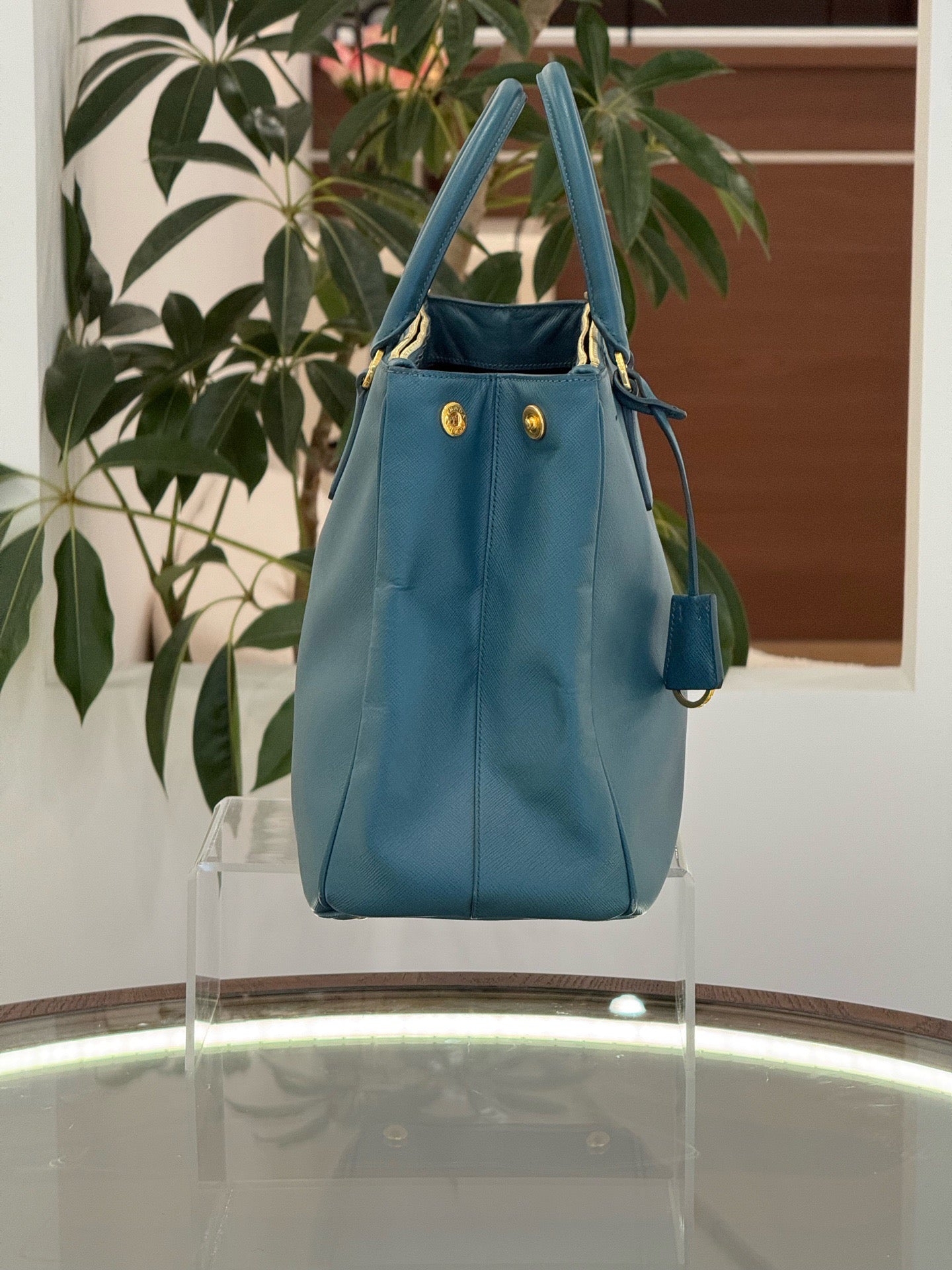 Prada - Gatje - Leather - Blue - (large)