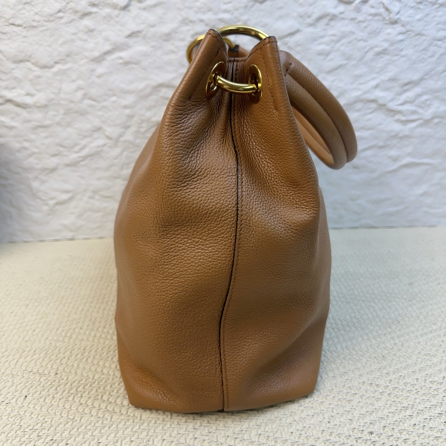 Prada - Hobo Bag - Leather - Brown - (Medium)