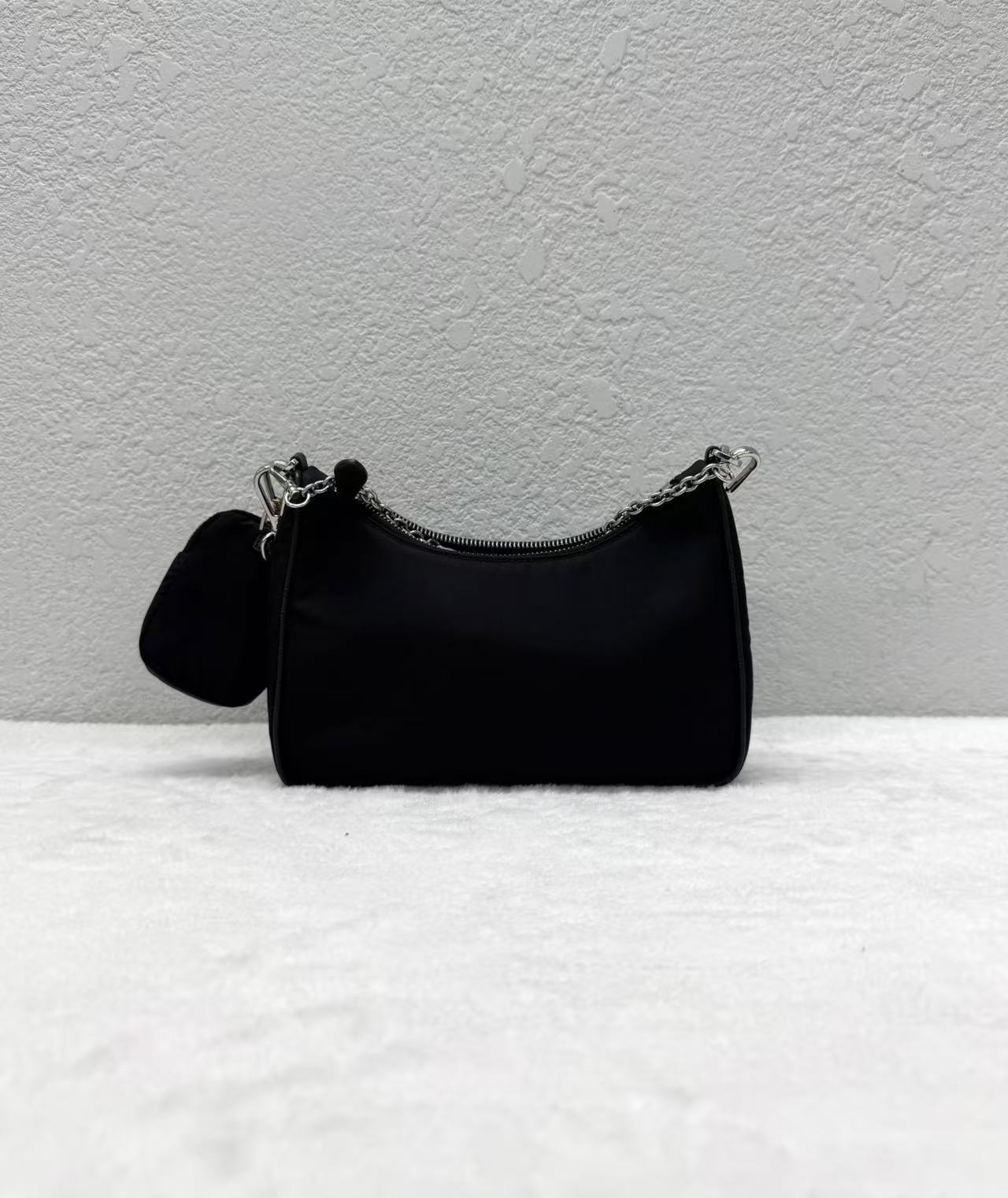 Prada - Hobo Re-Edition 2005 - Nylon - Black - (mini)