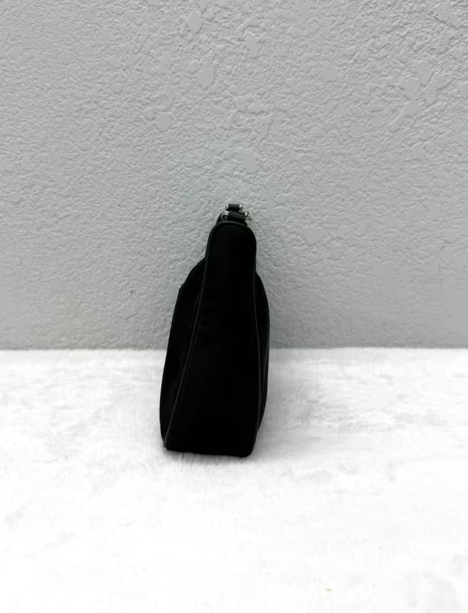 Prada - Hobo Re-Edition 2005 - Nylon - Black - (mini)