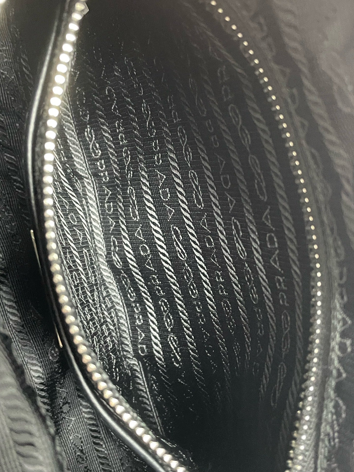 Prada - Messenger Bag - Polyamide - Black - (small)