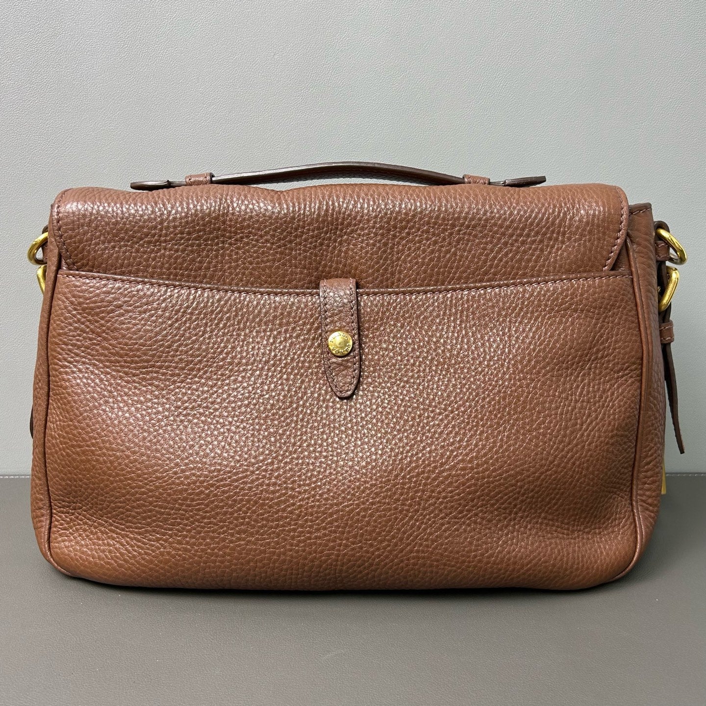 Prada - Messenger Satchel Bag - Grained leather - Brown - (Medium)