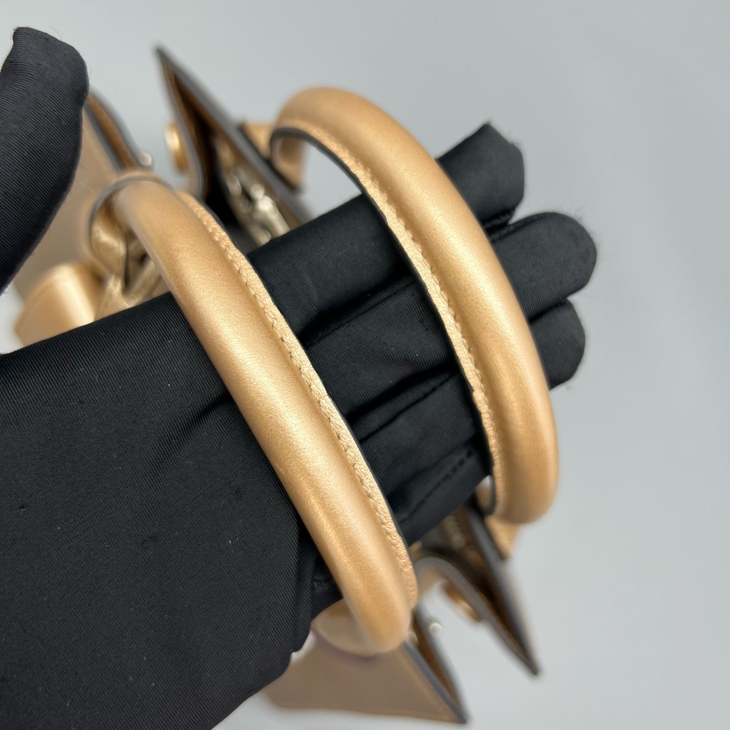 Prada - Monochrome - Leather - Gold - (medium)