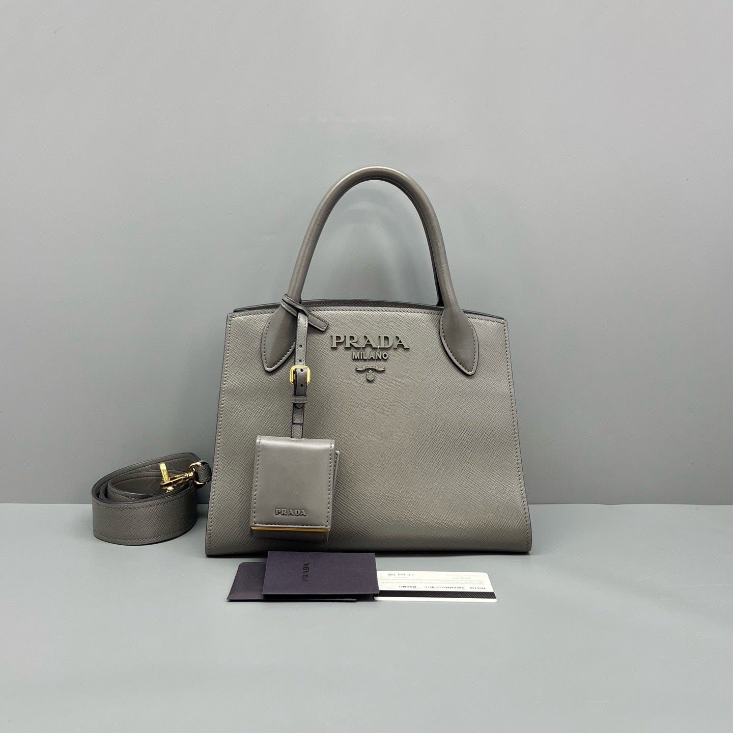 Prada - Monochrome - Leather - Grey - (medium)