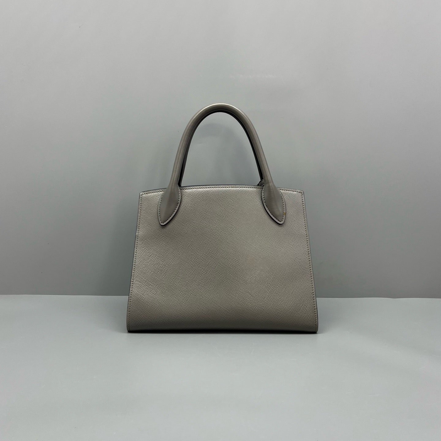 Prada - Monochrome - Leather - Grey - (medium)