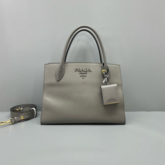 Prada - Monochrome Tote - Leather - Grey - (medium)