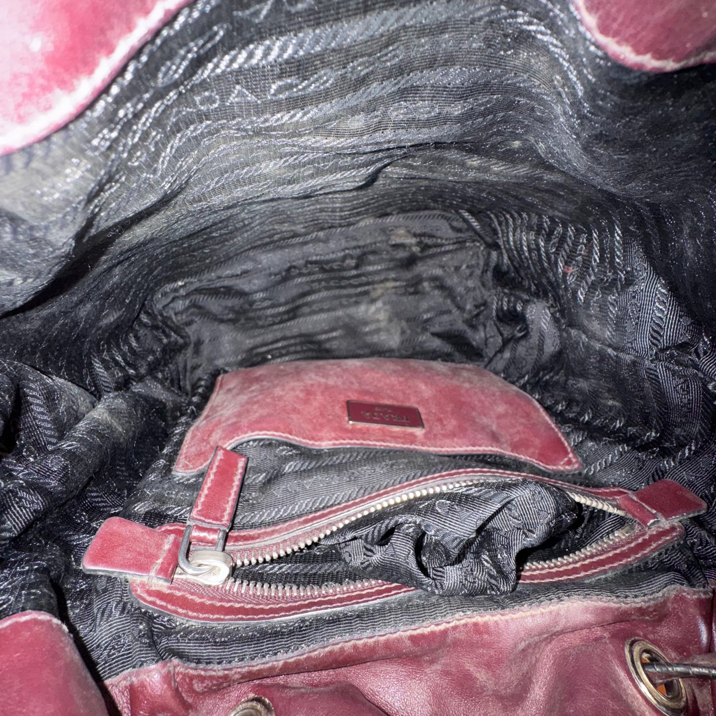 Prada - N/A - Leather - Burgundy - (Medium)